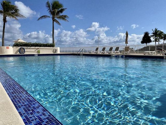 3460 S Ocean Boulevard 608, Palm Beach, FL 33480