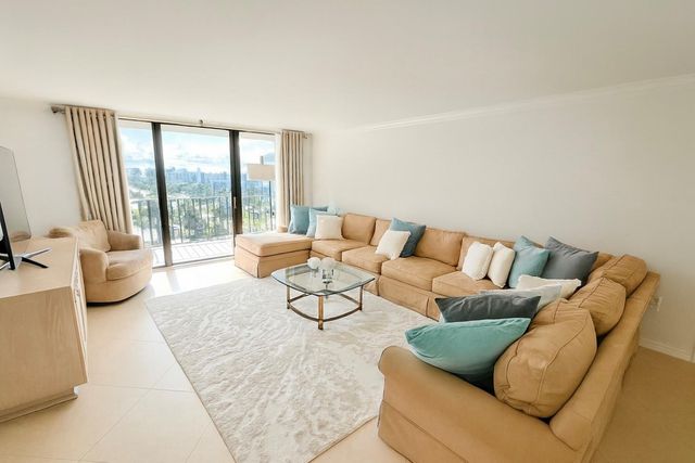 3460 S Ocean Boulevard 608, Palm Beach, FL 33480