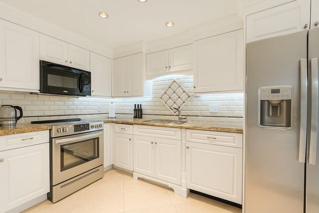 3460 S Ocean Boulevard 608, Palm Beach, FL 33480