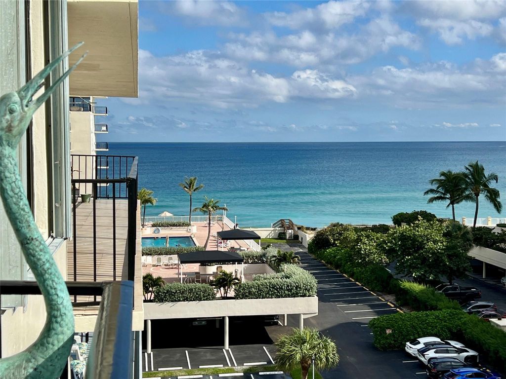 3460 S Ocean Boulevard 608, Palm Beach, FL 33480