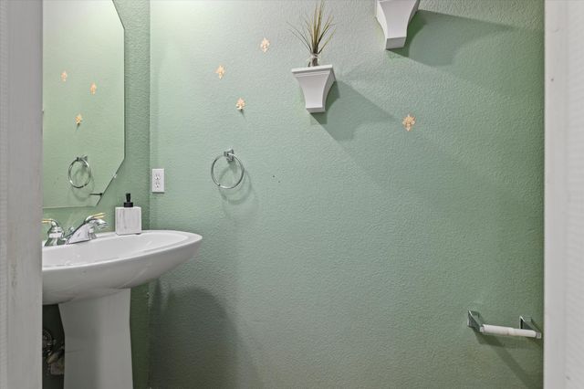 5441 Pebble Court, Mckinney, TX 75072