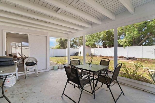 395 GULF BREEZE BOULEVARD, Venice, FL 34293