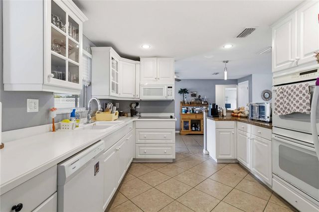 395 GULF BREEZE BOULEVARD, Venice, FL 34293