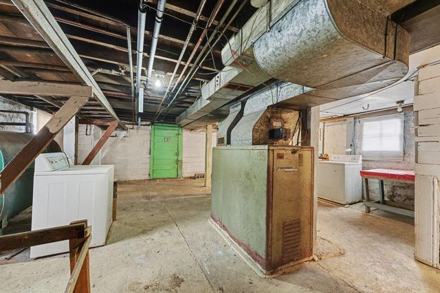 4944 Kennedy Avenue, East Chicago, IN 46312