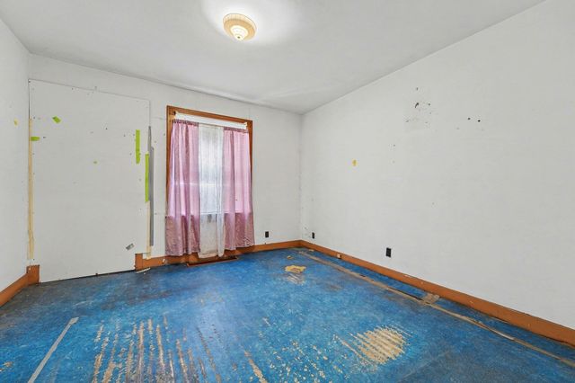 4944 Kennedy Avenue, East Chicago, IN 46312