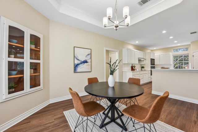 100 Grove LN, Buda, TX 78610