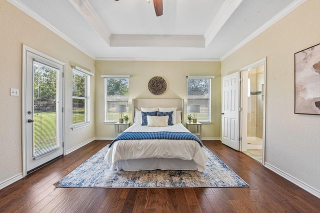 100 Grove LN, Buda, TX 78610