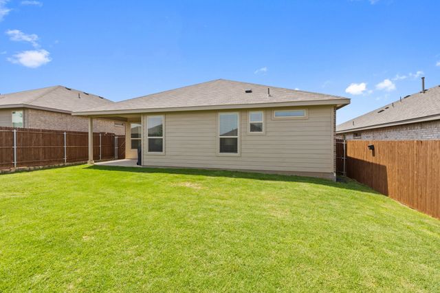 140 Orchard Pines Place, Boyd, TX 76023