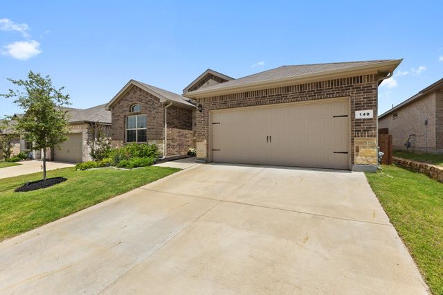 140 Orchard Pines Place, Boyd, TX 76023