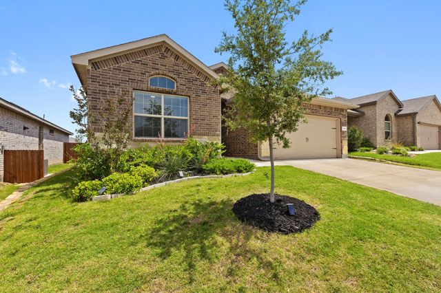 140 Orchard Pines Place, Boyd, TX 76023