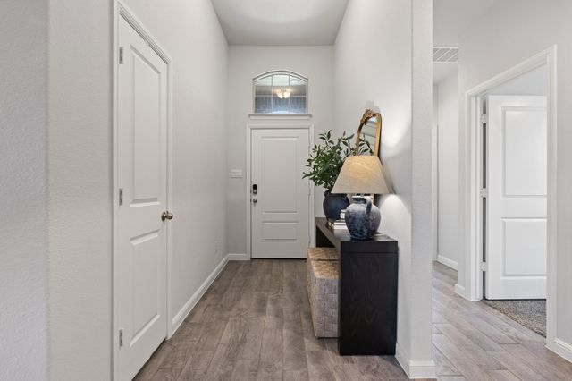 140 Orchard Pines Place, Boyd, TX 76023