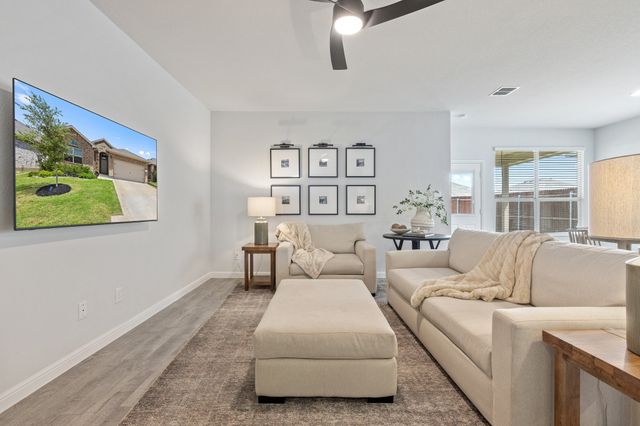 140 Orchard Pines Place, Boyd, TX 76023