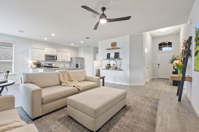 140 Orchard Pines Place, Boyd, TX 76023