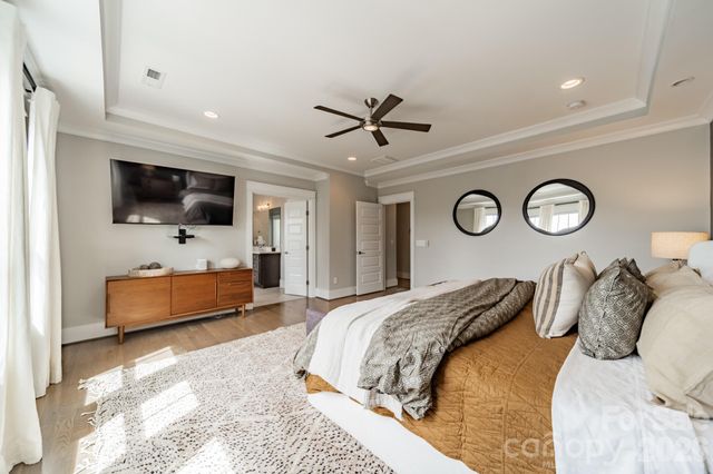 344 Melbourne Court, Charlotte, NC 28209