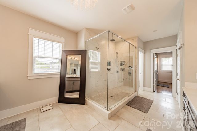 344 Melbourne Court, Charlotte, NC 28209