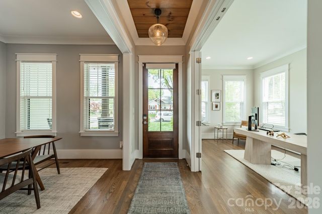 344 Melbourne Court, Charlotte, NC 28209