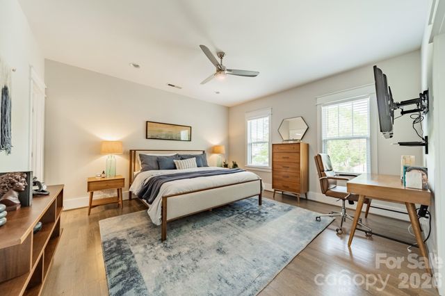 344 Melbourne Court, Charlotte, NC 28209