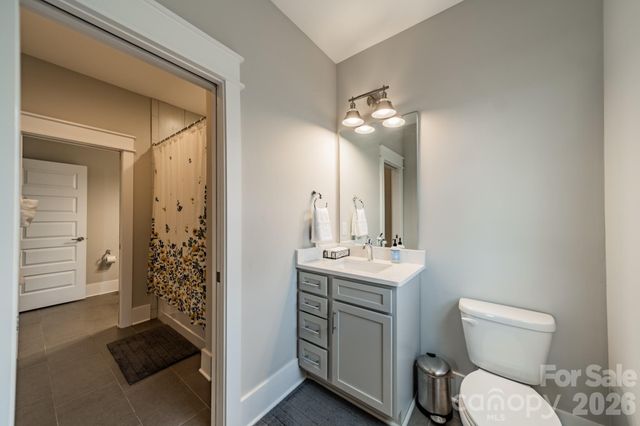 344 Melbourne Court, Charlotte, NC 28209