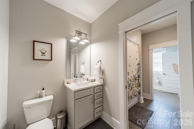 344 Melbourne Court, Charlotte, NC 28209