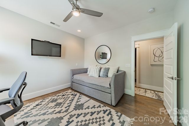 344 Melbourne Court, Charlotte, NC 28209