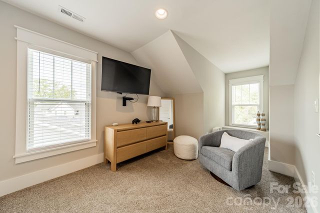 344 Melbourne Court, Charlotte, NC 28209