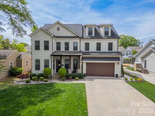 344 Melbourne Court, Charlotte, NC 28209