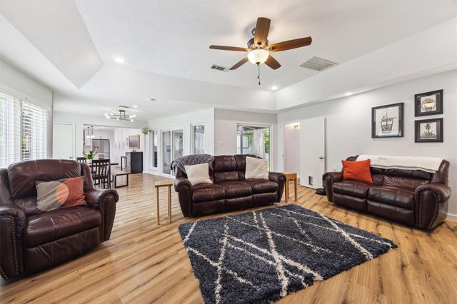 1818 Berryfield Drive, Houston, TX 77077