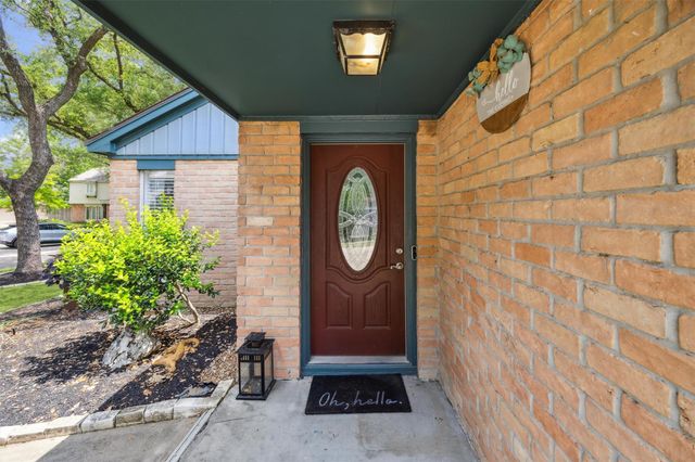 1818 Berryfield Drive, Houston, TX 77077