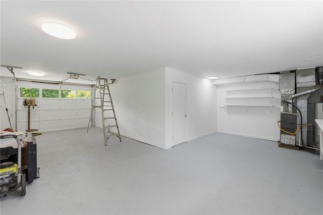 1410 E Walnut Street, Rogers, AR 72756
