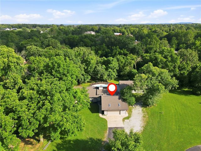 1410 E Walnut Street, Rogers, AR 72756
