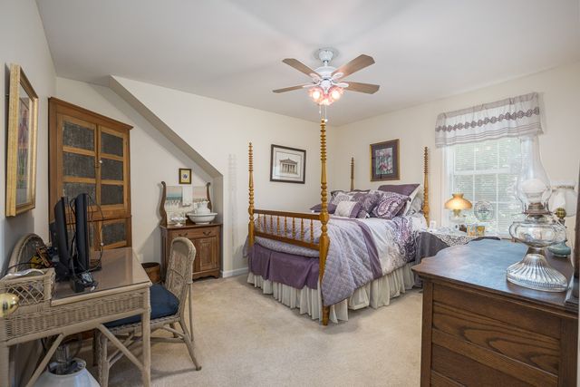 2858 Iroquois Dr, Thompsons Station, TN 37179