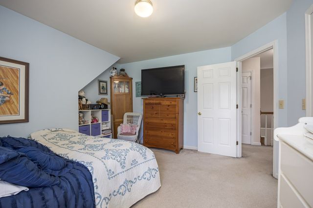 2858 Iroquois Dr, Thompsons Station, TN 37179