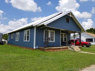 301 E Main, Bokchito, OK 74726