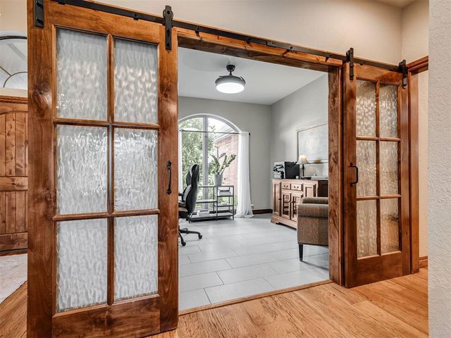 813 Parkside Road, Norman, OK 73072