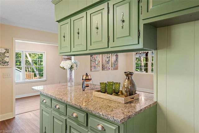 1921 Henry Road, Graham, NC 27253