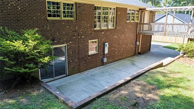 1921 Henry Road, Graham, NC 27253