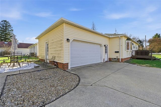 26080 Bagley Road, Olmsted Falls, OH 44138