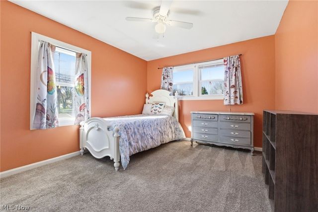 26080 Bagley Road, Olmsted Falls, OH 44138