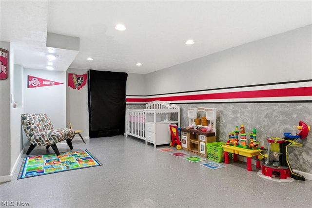 26080 Bagley Road, Olmsted Falls, OH 44138