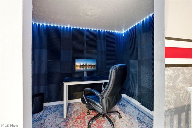 26080 Bagley Road, Olmsted Falls, OH 44138