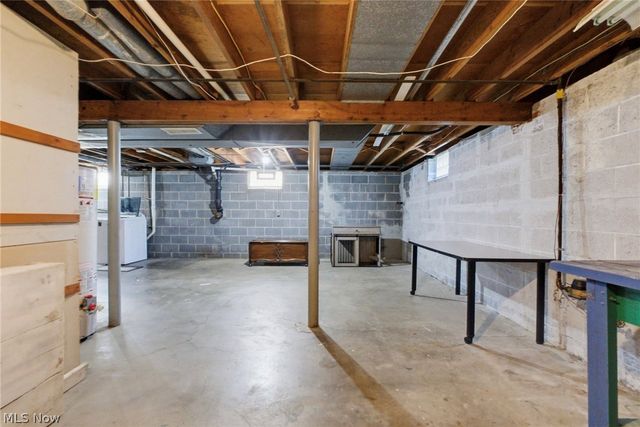 26080 Bagley Road, Olmsted Falls, OH 44138