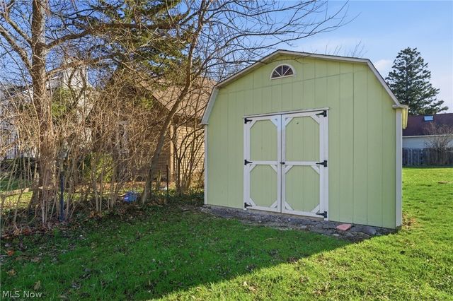 26080 Bagley Road, Olmsted Falls, OH 44138