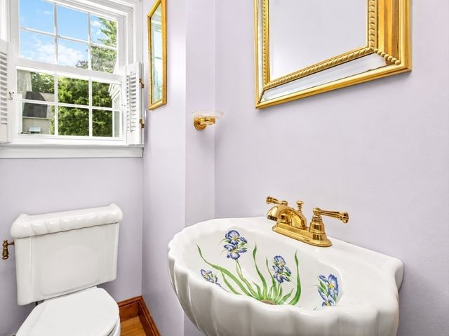 37 Nahanton Ave, Milton, MA 02186
