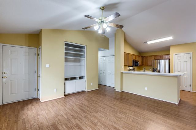 9057 Vigen CIR, Austin, TX 78748