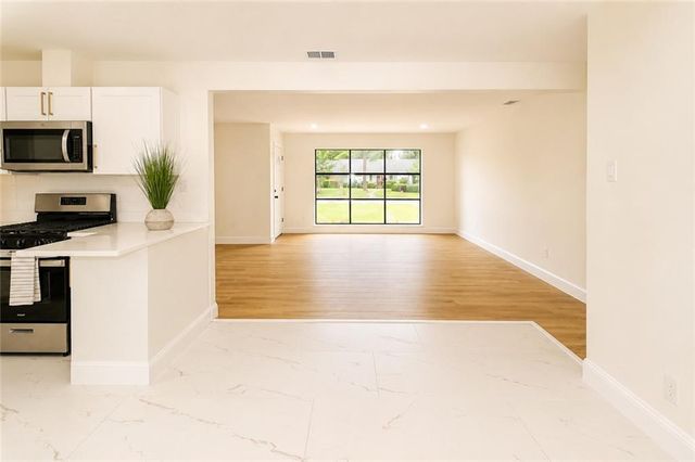 1108 Chalet Drive E, Mobile, AL 36608
