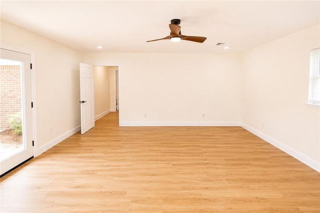 1108 Chalet Drive E, Mobile, AL 36608