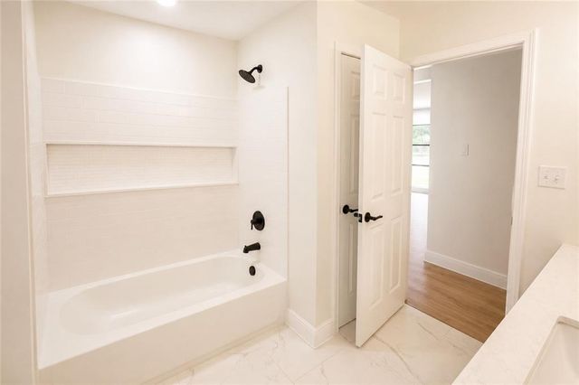 1108 Chalet Drive E, Mobile, AL 36608