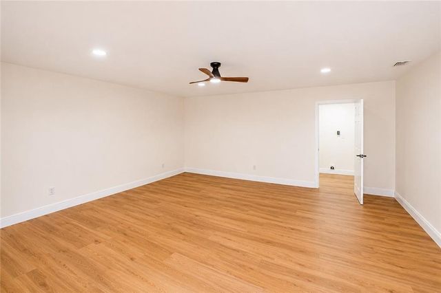 1108 Chalet Drive E, Mobile, AL 36608