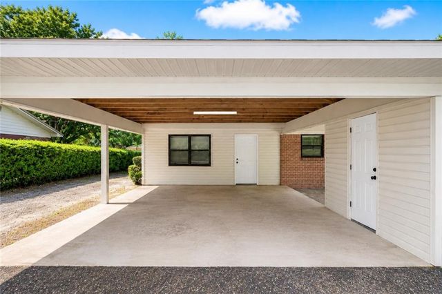 1108 Chalet Drive E, Mobile, AL 36608