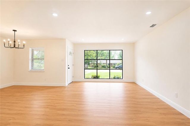 1108 Chalet Drive E, Mobile, AL 36608